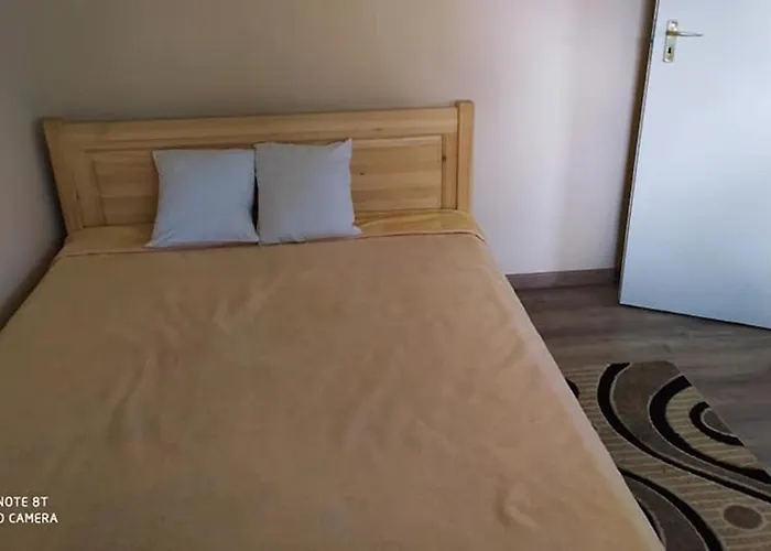 Bajnoczi Vendeghaz * Balatonboglár